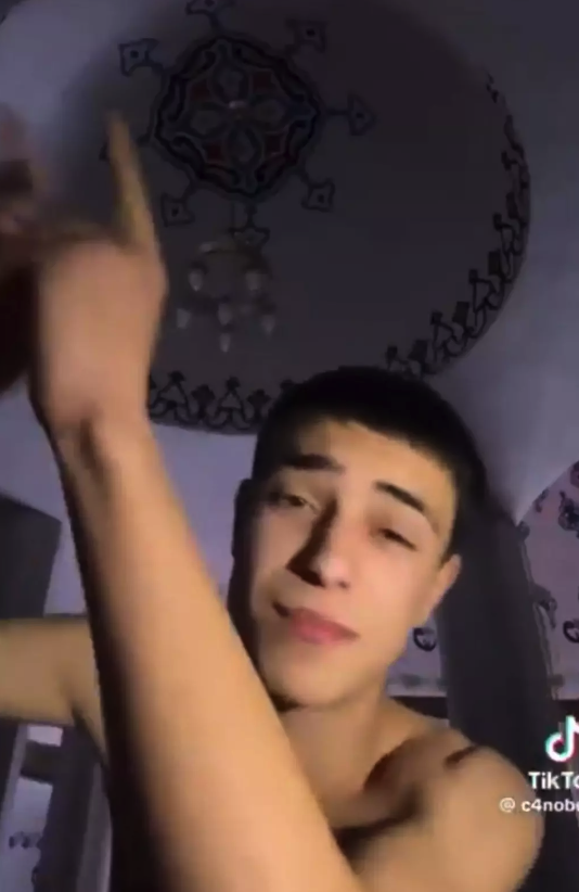 Türkiye bu skandalla çalkalanıyor! Camide yarı çıplak dans etmenin bedeli ağır olacak - Resim: 2