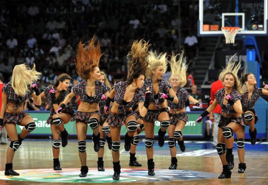 Erdoğan geldi ponpon kızlar çıkmadı - Resim: 1