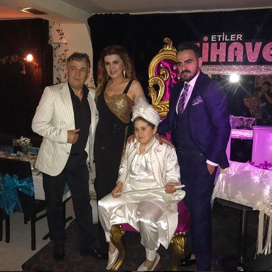 Aşkın Sayarı kimdir ne iş yapıyor eşi Nuray Sayarı ihbar etti - Resim: 2