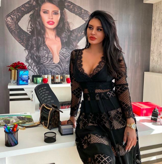 Ebru Polat'ın erotik dans videosu olay oldu deliriyorum dedi paylaştı - Resim: 2