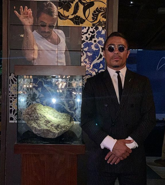 Nusret Gökçe İstanbul'da sağanak altında yarı çıplak koştu video çekti - Resim: 2