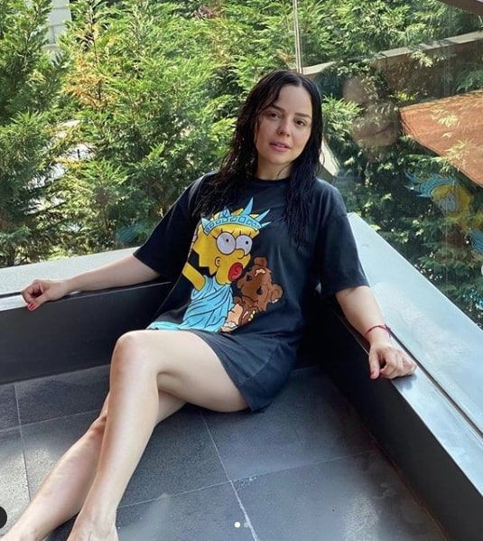 Aşk-ı Memnu yıldızları bir araya geldi Hazal Kaya ve Pelin Ermiş pozlarını paylaştı - Resim: 3