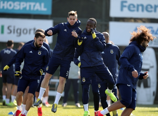 Fenerbahçe Kulubü'nde büyük operasyon! 9 isim yolcu - Resim: 3