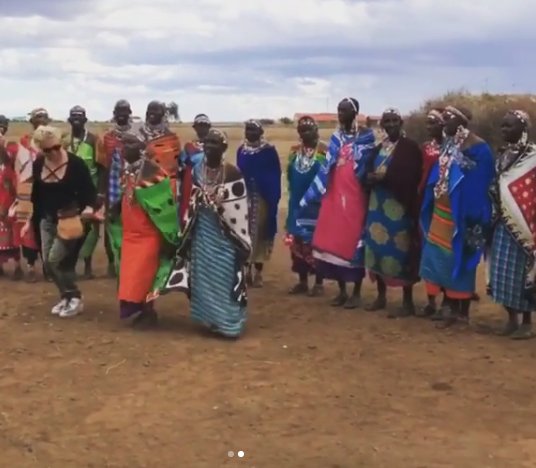 Yonca Evcimik 'oğlum' diyerek sevdiği fili evlat edindi - Resim: 3