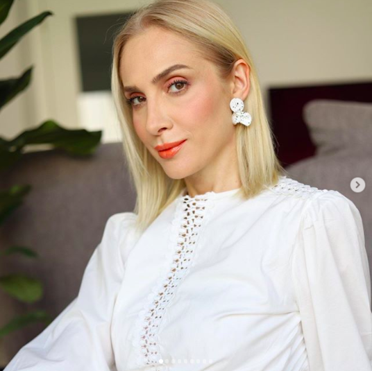 Sebile Ölmez kimdir yaşı kaç Kuaförüm Sensin jürisi evli mi ? - Resim: 1