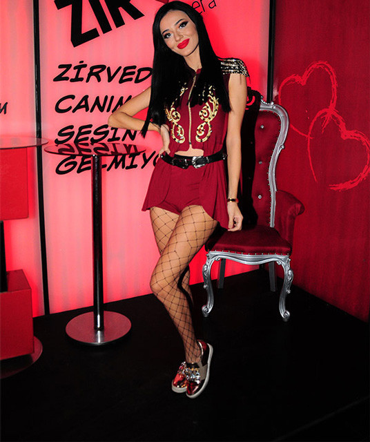 Adı Cristiano Ronaldo'yla anılan Türk güzel izleyenleri büyüledi! - Resim: 4