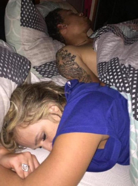 Sevgilisini yatakta başka adamla yakaladı öyle bir intikam aldı ki - Resim: 2