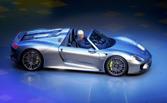 Otomobil devleri gövde gösterisi yaptı - Resim: 4