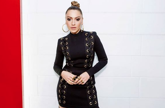 Hadise üstsüz fotoğrafını paylaştı ortalık yıkıldı! Çıplak kareleriyle...  - Resim: 1