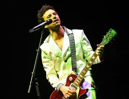 Şarkıcı Buray, yaptığı açıklamayla tüm dikkatleri üzerine çekti! - Resim: 1