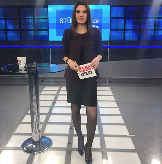 CNN Türk spikeri Büşra Sanay'ın son hali korkunç! Yüzü tanınmaz hale geldi - Resim: 2