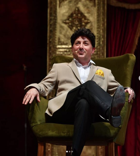 Tolga Çevik seyirciyi sahneden kovdu sebebini öğrenen Cem Yılmaz'dan vurdu - Resim: 2