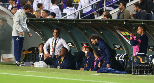 Fenerbahçe kulübesinde büyük kriz! İşte Cocu'ya sitem eden iki yıldız - Resim: 1