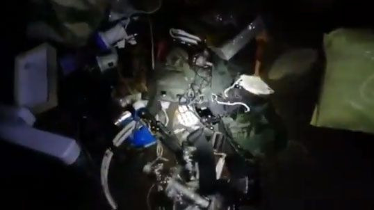 Bir darbe daha! PKK teröristlerin kullandığı 14 odalı mağara tespit edildi - Resim: 2