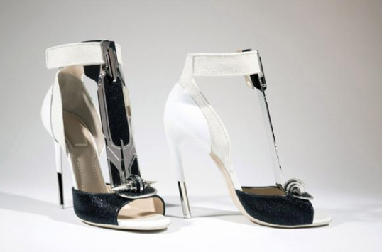 Bunları giymek cesaret ister! - Resim: 2