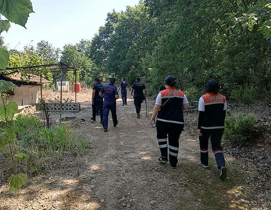 Kayıp Korhan Berzeg'i bulana 1 milyon TL ödül! Angela Berzeg umutlu: Dönünce ona... - Resim: 1