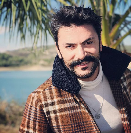 Yeni Gelin'de 25 yaş farkı bulunan Sema Keçik ve Halil İbrahim Kurum aşkı son buldu - Resim: 3