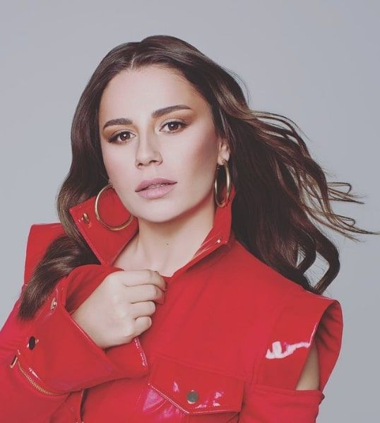 Merve Özbey acı haberi böyle duyurdu babası Ahmet Özbey hayatını kaybetti - Resim: 1