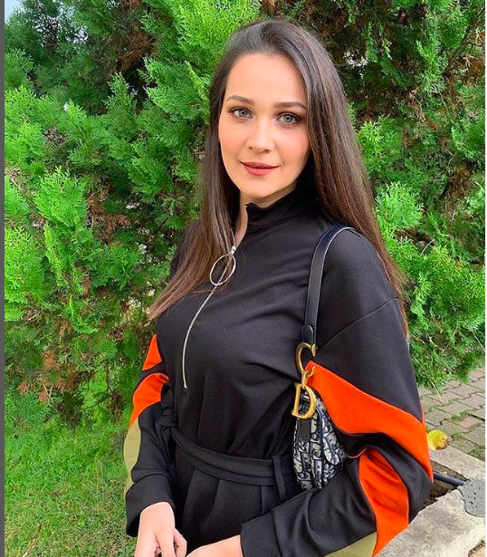 Masterchef Hasan'ın nişanlısı yüzük attı! Meğer Gönül Dağı'nın yıldızıyla sevgiliymiş - Resim: 2