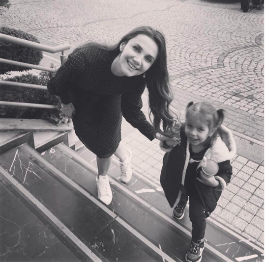 Yasemin Hadivent yeğeni neden öldü ölüm sebebi ne instagramdan duyurdu - Resim: 1