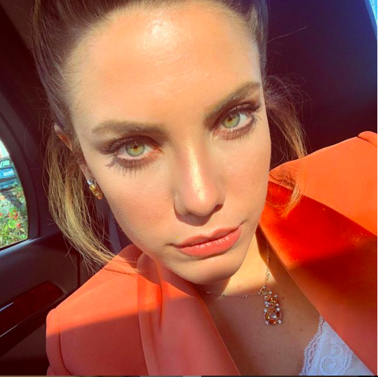 Eda Ece Yasak Elma'dan ayrıldı mı Eda Ece kimdir yaşı kaç? - Resim: 2