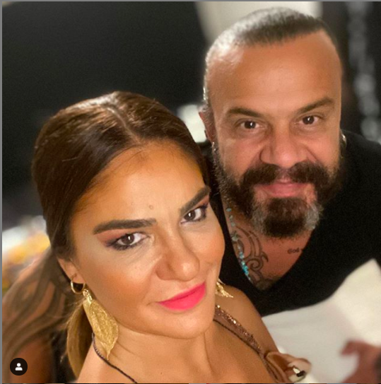 Derya Bedavacı kimdir yaşı kaç aslen nereli? Davulcu eşi kimdir? - Resim: 1