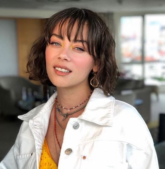 Demet Evgar'ın yeni tarzı olay oldu! Sosyal medyayı ikiye böldü! - Resim: 2