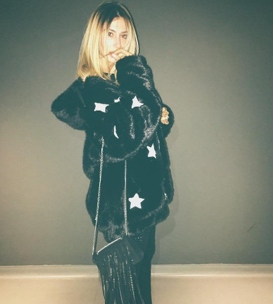 Şeyma Subaşı instagram'dan paylaştı eline mikrofonu alıp... - Resim: 1