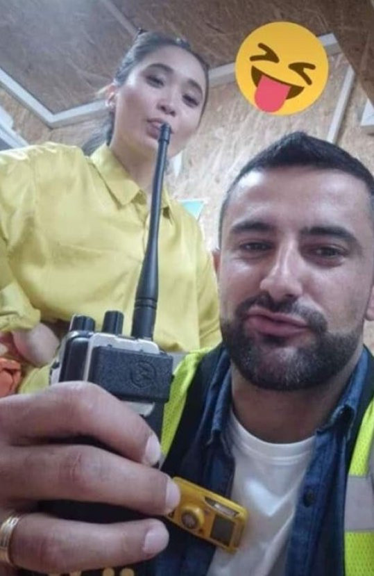 Kazakistan’da, bir fotoğraf şantiye işçilerini birbirine düşürdü - Resim: 0