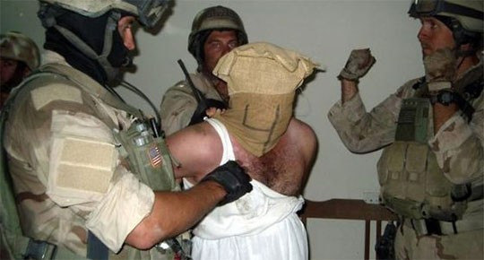 Çıplak bırakıp köpek saldılar! CIA kan dondurdu - Resim: 2