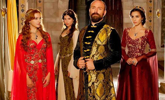 Halit Ergenç Meryem Uzerli ve Okan Yalabalık Muhteşem Yüzyıl sayesinde rekor tazminat kazandı - Resim: 4