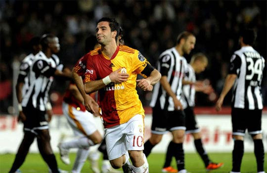 Galatasaray galibiyeti hatırladı - Resim: 2