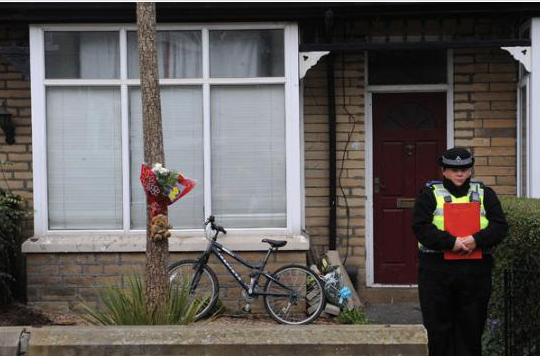 Çürük cesetle iki yıl yaşadı - Resim: 2