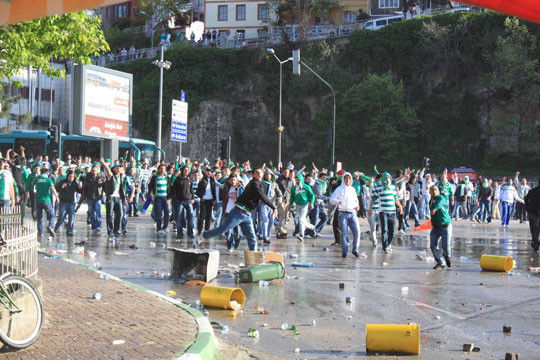 Bursa'daki maça gölge düştü! - Resim: 4