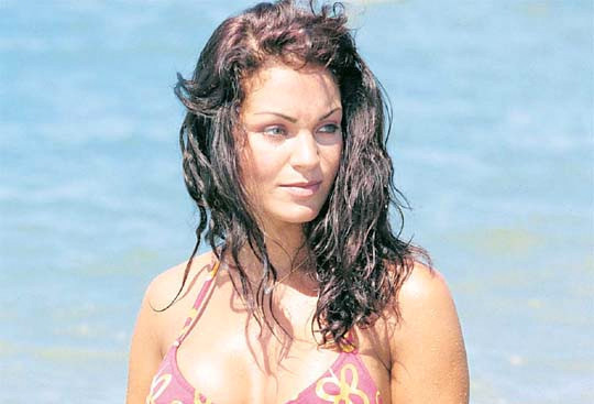 Cinsel içerikli sahne olay yaratmıştı Esin Moralıoğlu'nun son haline bakın! - Resim: 3