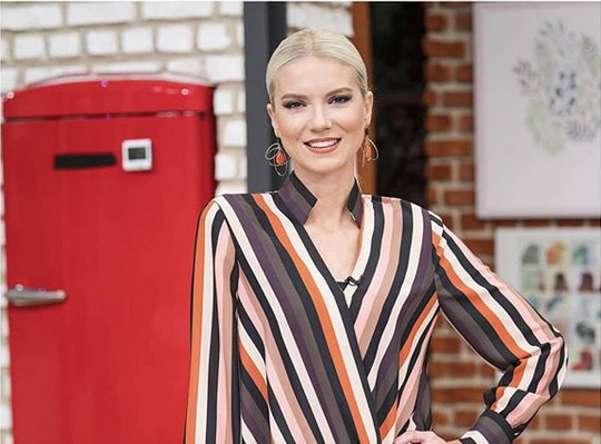 Pelin Çift yılbaşında umreye gitti 'bu bambaşka' deyip duygularını paylaştı - Resim: 1