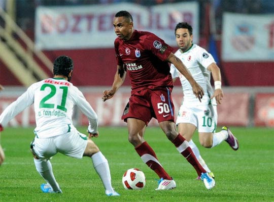 Trabzonspor koltuğu geri aldı - Resim: 4