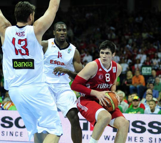 12 Dev Adam şampiyonu devirdi - Resim: 4