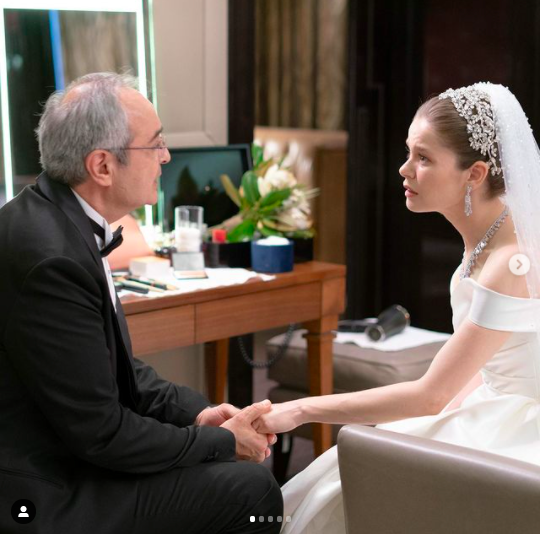 Camdaki Kız'da Hayri kim kitaba göre Nalan ile nasıl tanışması nasıl? - Resim: 3