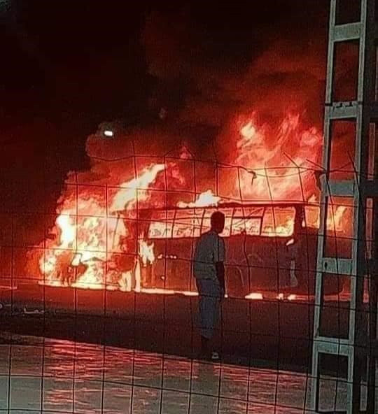 Cezayir'de yolcu otobüsü ile otomobil çarpıştı, feci kazanın bilançosu ağır oldu - Resim: 0