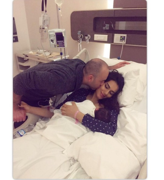 Nur Bozar anne oldu! İşte bebeği ile ilk kare... - Resim: 3