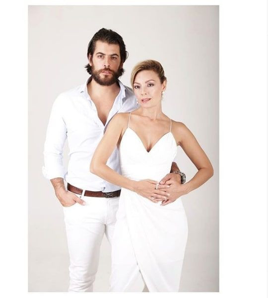 Kanal D Sadakatsiz'in yıldızı Özge Özder 5 aylık hamile bebeğinin cinsiyetini açıkladı - Resim: 2