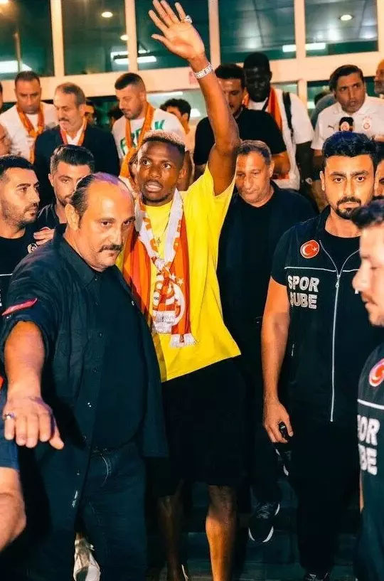 Victor Osimhen, dikkat çeken bir paylaşıma imza attı - Resim: 0