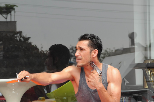 Tam teçhizatlı intihar girişimi - Resim: 3