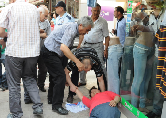 Memur eylemine coplu müdahale - Resim: 3