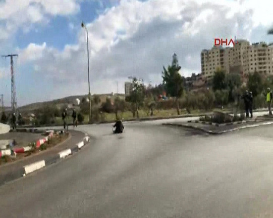 Filistin protestocunun vurulma anı sonrası daha fena - Resim: 4