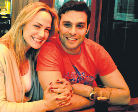 İyi Partili Mehmet Aslan'a bakın! Para bende tip de var pul da... - Resim: 4