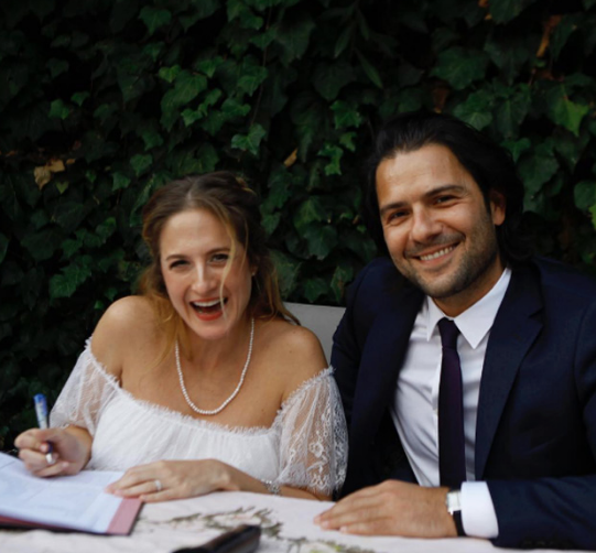 Ünlü aşıklar böyle yakalandı! Halk plajında romantizm - Resim: 2