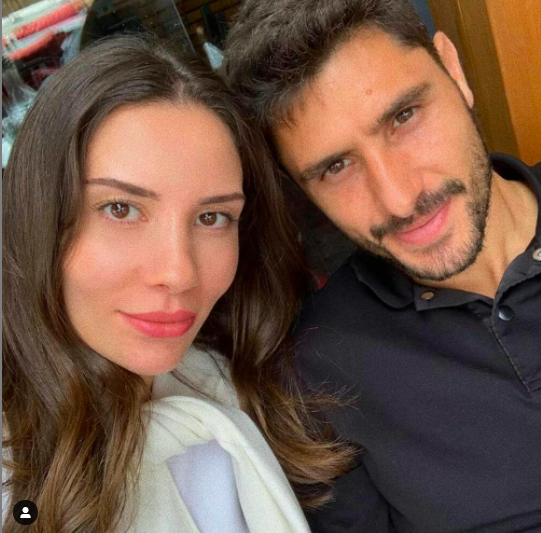 Mihriban Hurmacı kimdir kaç yaşında Özer Hurman'cın eşi ne iş yapıyor? - Resim: 0