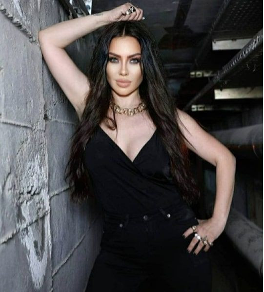 Uçuk bir fiyata şarkıcı Lara bakın neresini sigortalatma kararı aldı teklif bekliyor - Resim: 3